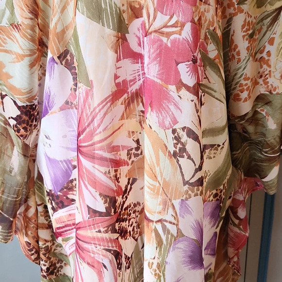 Lula orange floral Poncho - Picture 4 of 11